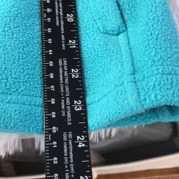 The North Face Fleece Jacket - Picture 12 of 12